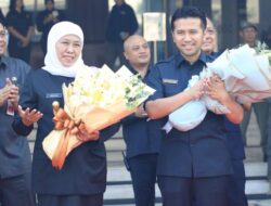 Pimpin Apel Terakhir, Khofifah Minta Jajarannya Jaga Kinerja dan Rampungkan PR Pemprov Jatim