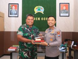 Perkuat Sinergitas TNI-Polri di Ngawi, Kapolres Kunjungi Kodim 0805